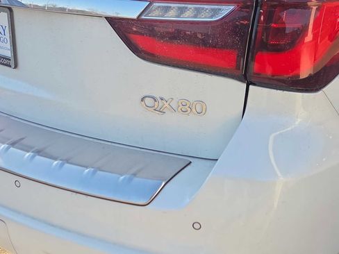 Used 2019 INFINITI QX80 Luxe image 4