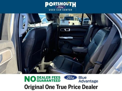 Certified 2022 Ford Explorer XLT w/ Equipment Group 202A image 5