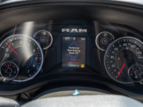 Used 2023 RAM 1500 Big Horn AWD/4WD image 29