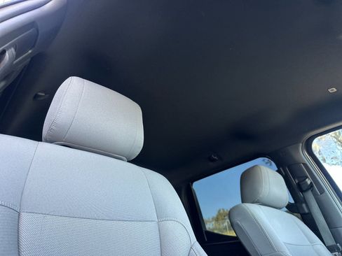 Used 2025 Toyota Tundra SR5 AWD/4WD image 15