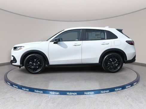 New 2026 Honda HR-V Sport image 3