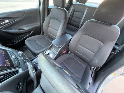 Used 2021 Chevrolet Malibu LS FWD image 11