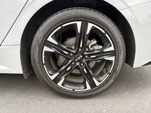 Used 2024 Kia K5 GT-Line w/ GT-Line Premium Package FWD image 10