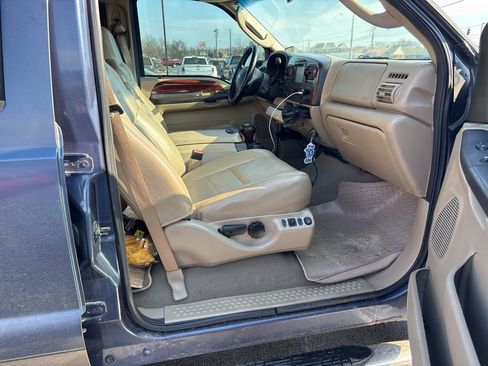 Used 2006 Ford F250 Lariat image 7