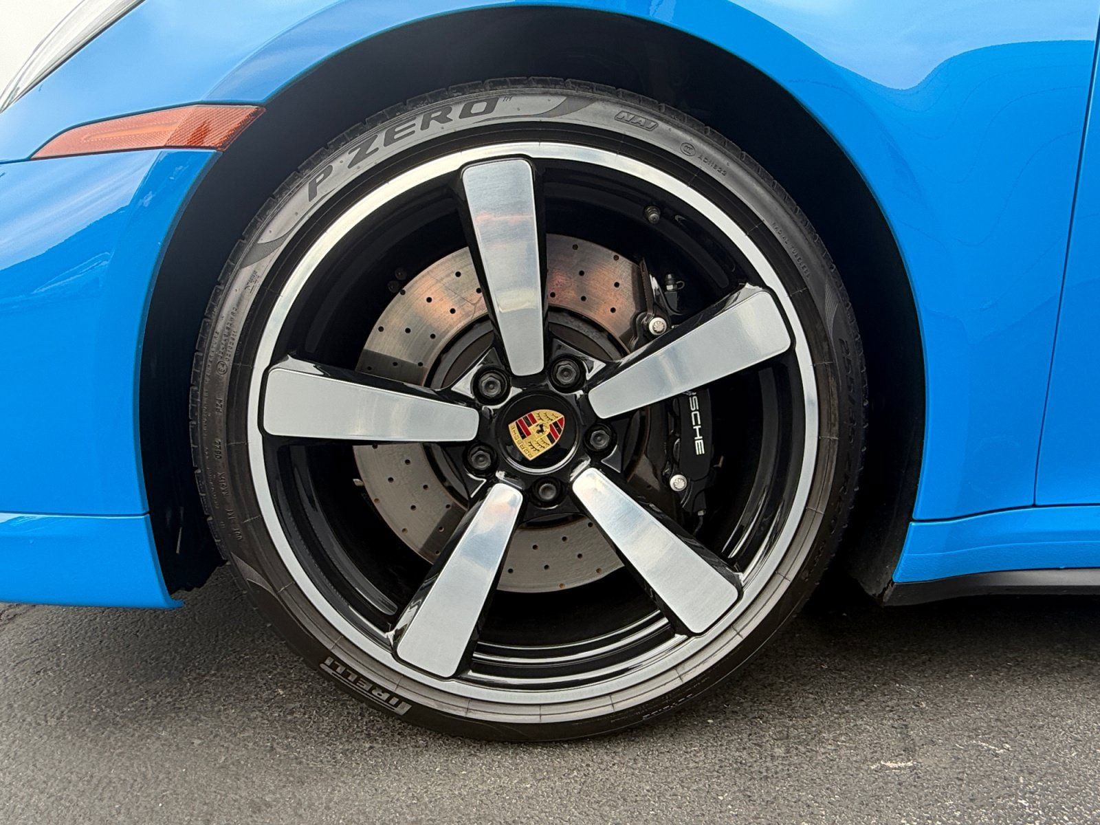 Certified 2022 Porsche 911 Turbo AWD/4WD image 11