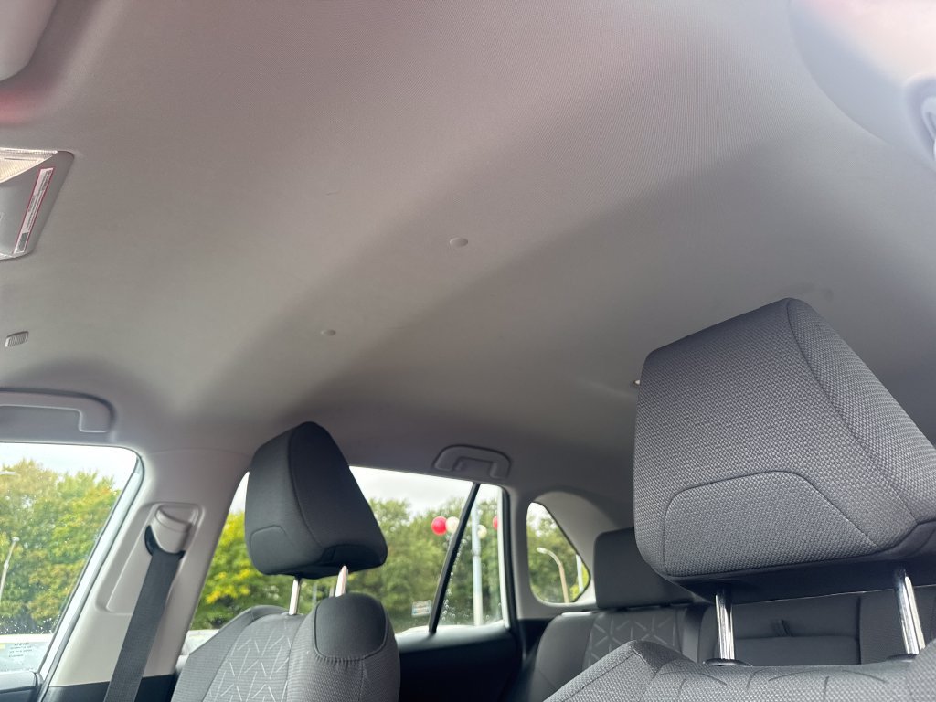 Used 2024 Toyota RAV4 XLE AWD/4WD image 16