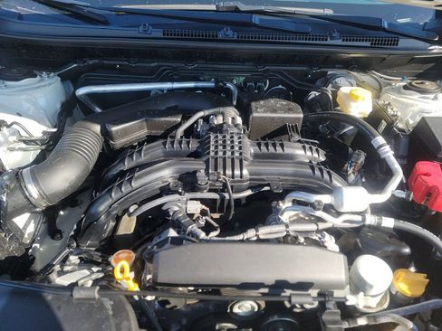 Used 2024 Subaru Crosstrek 2.0i Premium image 15