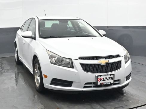 Used 2014 Chevrolet Cruze LT image 5