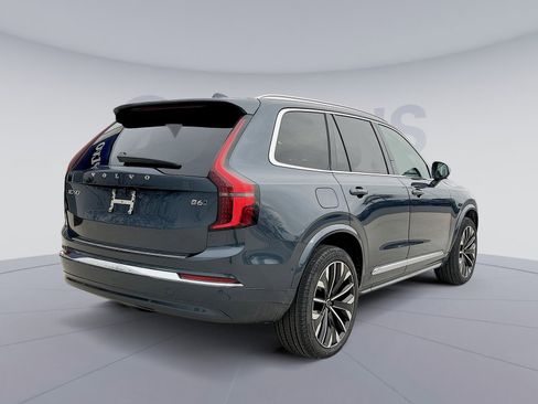 New 2026 Volvo XC90 B6 Plus w/ Protection Package Premier image 7