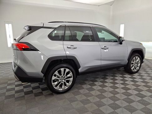 Certified 2025 Toyota RAV4 Limited w/ Advanced Technology Package AWD/4WD image 18