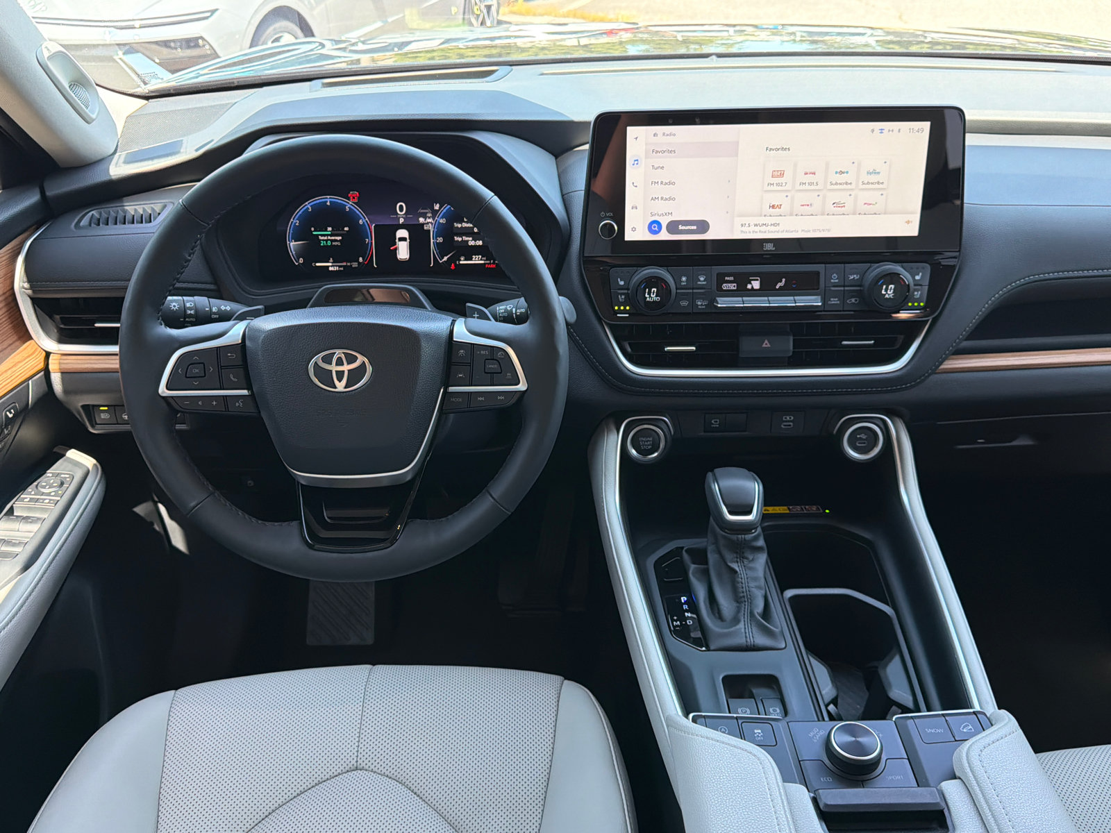 Used 2026 Toyota Grand Highlander AWD image 24