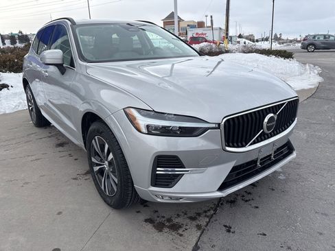 Certified 2023 Volvo XC60 B5 Core image 4