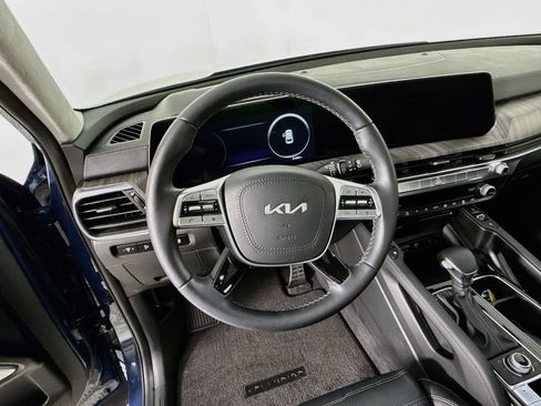 Used 2024 Kia Telluride SX Prestige AWD/4WD image 12