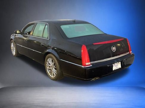 Used 2008 Cadillac DTS FWD image 12