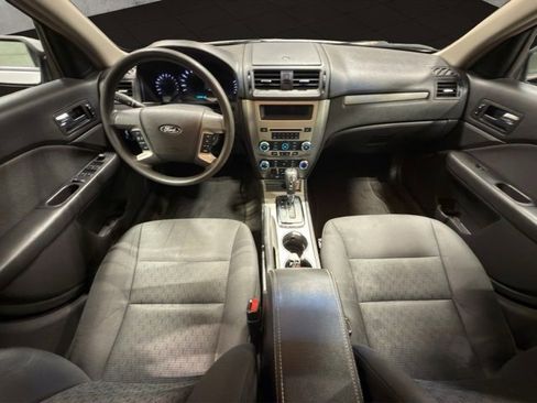 Used 2011 Ford Fusion SE image 12