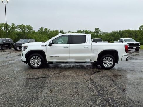 Used 2024 GMC Sierra 1500 Denali w/ Technology Package AWD/4WD image 40