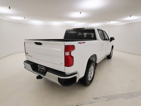 Used 2023 Chevrolet Silverado 1500 LT image 3