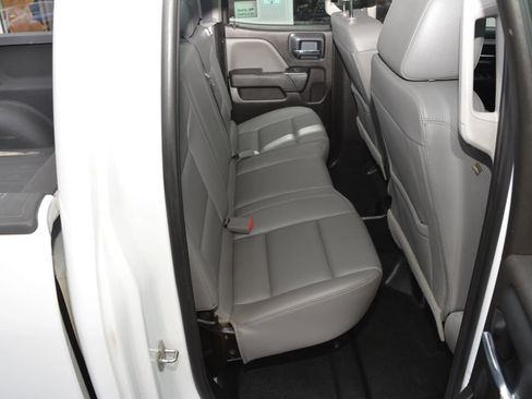 Used 2018 Chevrolet Silverado 1500 W/T w/ Trailering Package image 13