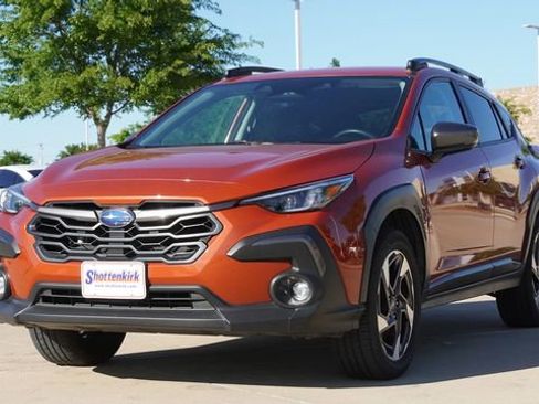 Used 2024 Subaru Crosstrek 2.5i Limited AWD/4WD image 3