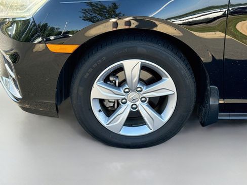 Used 2019 Honda Odyssey EX-L image 33