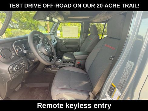 New 2026 Jeep Wrangler Rubicon w/ Technology Group image 10