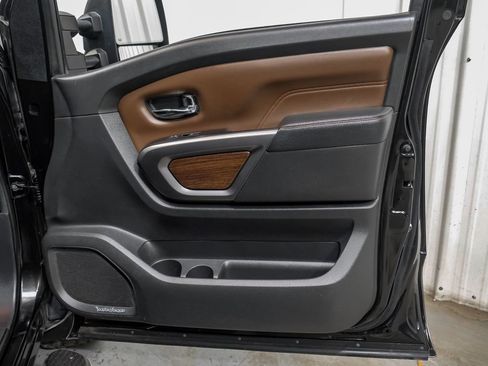 Used 2016 Nissan Titan Platinum Reserve AWD/4WD image 43