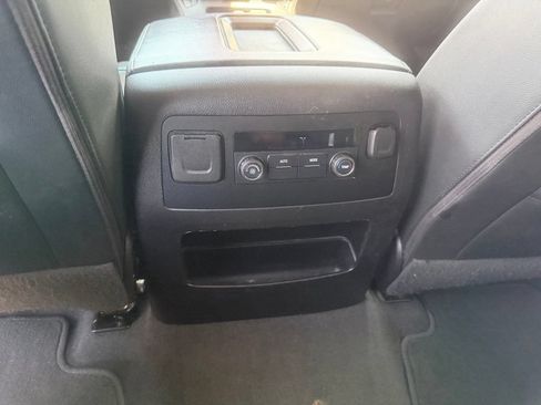 Used 2020 Chevrolet Tahoe LT RWD image 24