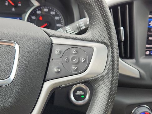 Certified 2022 GMC Terrain SLE w/ Driver Convenience Package image 18