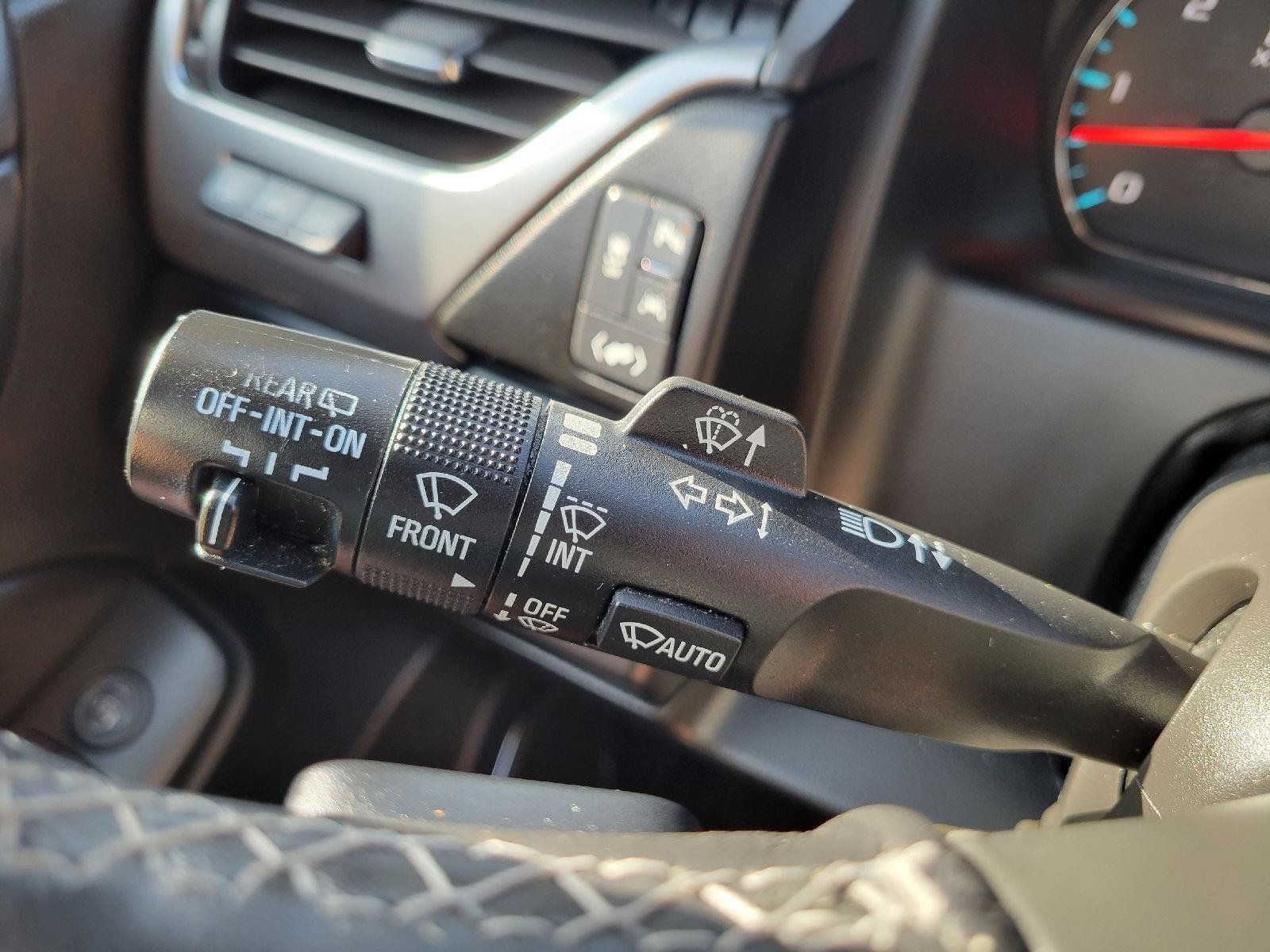 Used 2018 Chevrolet Tahoe Premier AWD/4WD image 19