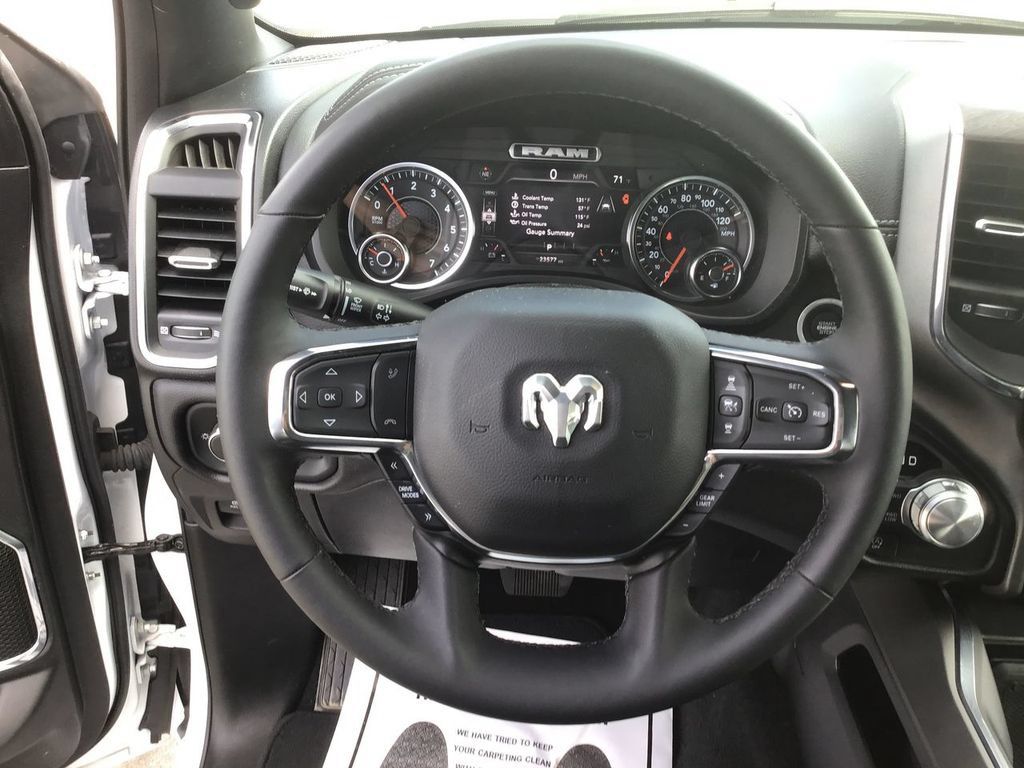 Used 2025 RAM 1500 Laramie AWD/4WD image 13