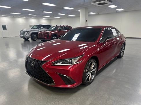 Used 2020 Lexus ES 350 F Sport w/ Accessory Package 2 FWD image 3