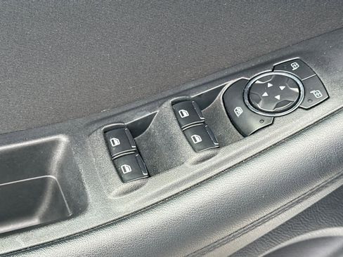 Used 2019 Ford Edge SE w/ Cargo Accessory Package FWD image 13