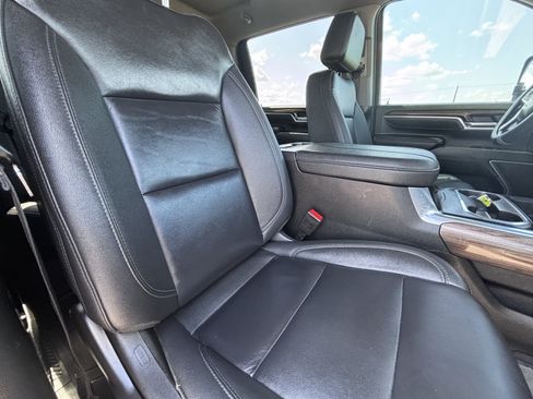 Used 2025 Chevrolet Silverado 3500 LT w/ Texas Edition AWD/4WD image 16
