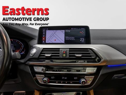 Used 2021 BMW X4 xDrive30i w/ M Sport Package AWD/4WD image 12