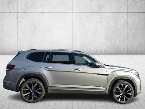 New 2026 Volkswagen Atlas SEL Premium R-Line image 6