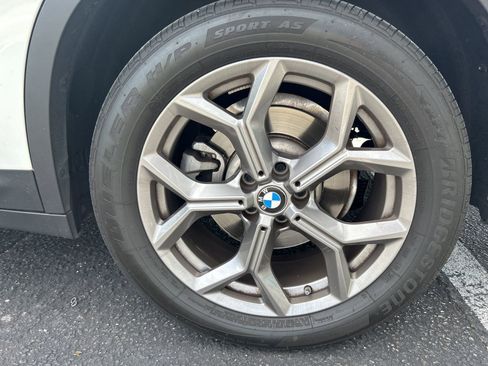 Certified 2024 BMW X3 sDrive30i w/ Convenience Package image 6