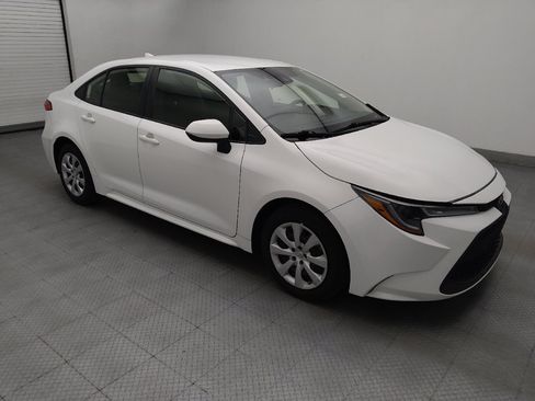 Used 2022 Toyota Corolla LE FWD image 11