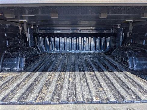 Used 2022 Chevrolet Silverado 1500 RST AWD/4WD image 6