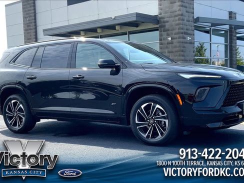 Used 2025 Buick Enclave Sport Touring FWD image 1
