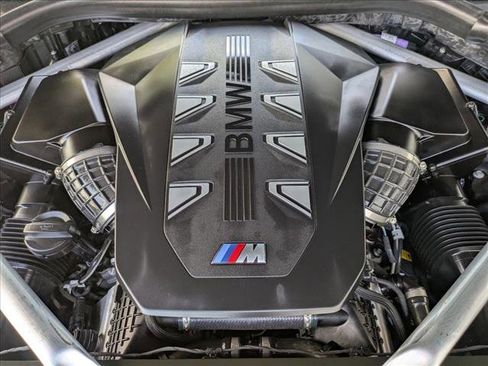 Used 2025 BMW X7 M60i AWD/4WD image 23