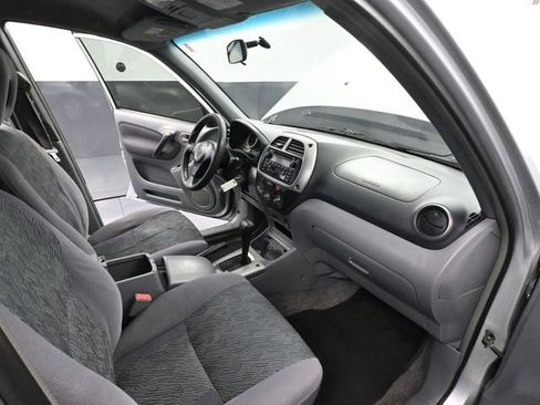Used 2002 Toyota RAV4 Base image 36