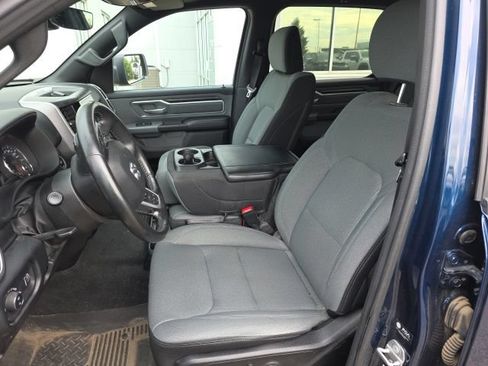 Used 2022 RAM 1500 Big Horn AWD/4WD image 10