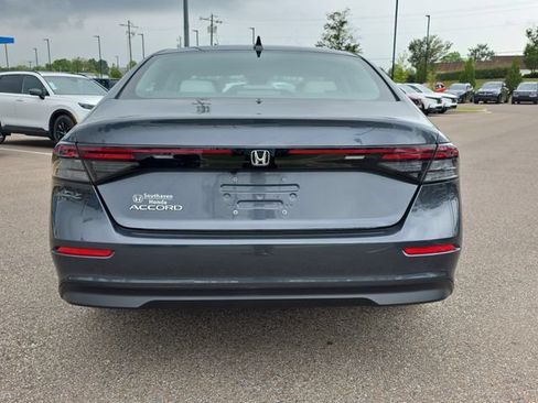 Used 2023 Honda Accord EX image 4