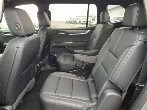 New 2026 GMC Acadia Elevation w/ Elevation Premium Package image 5