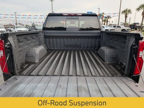 Used 2024 Chevrolet Silverado 1500 High Country w/ Midnight Edition AWD/4WD image 33