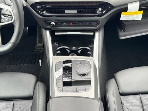 Certified 2025 BMW 440i xDrive Convertible w/ Premium Package AWD/4WD image 22