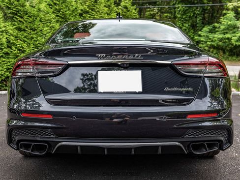 Used 2022 Maserati Quattroporte Trofeo RWD image 7