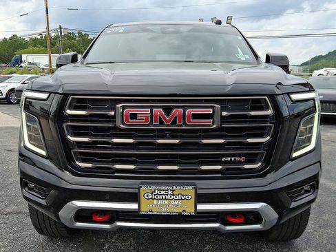 Used 2025 GMC Yukon XL AT4 Ultimate AWD/4WD image 2