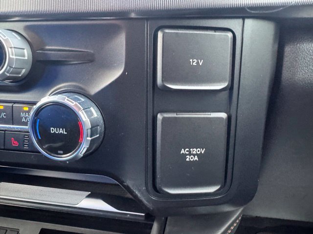 Used 2024 Ford F250 Platinum AWD/4WD image 31