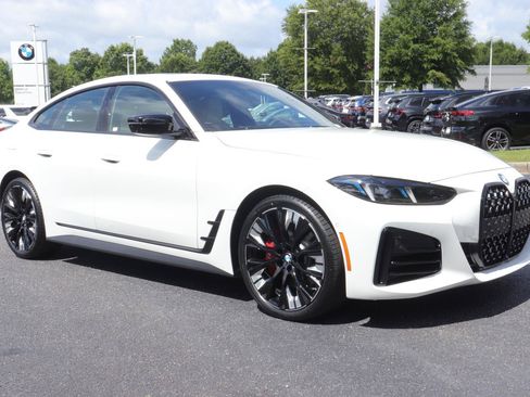 New 2026 BMW 430i w/ M Sport Package RWD image 8